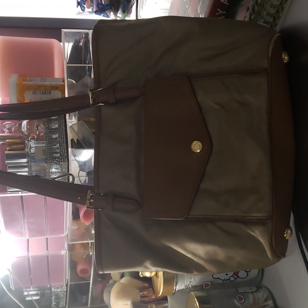 Michael kors tote